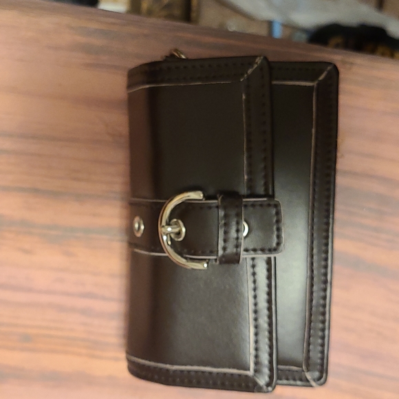 Brown Camera Case with Cross Body Strap NWOT - Picture 1 of 3